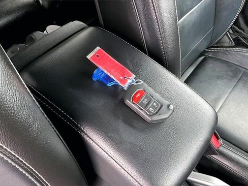 Used 2021 Jeep Wrangler Unlimited Sahara w/ Cold Weather Group image 11