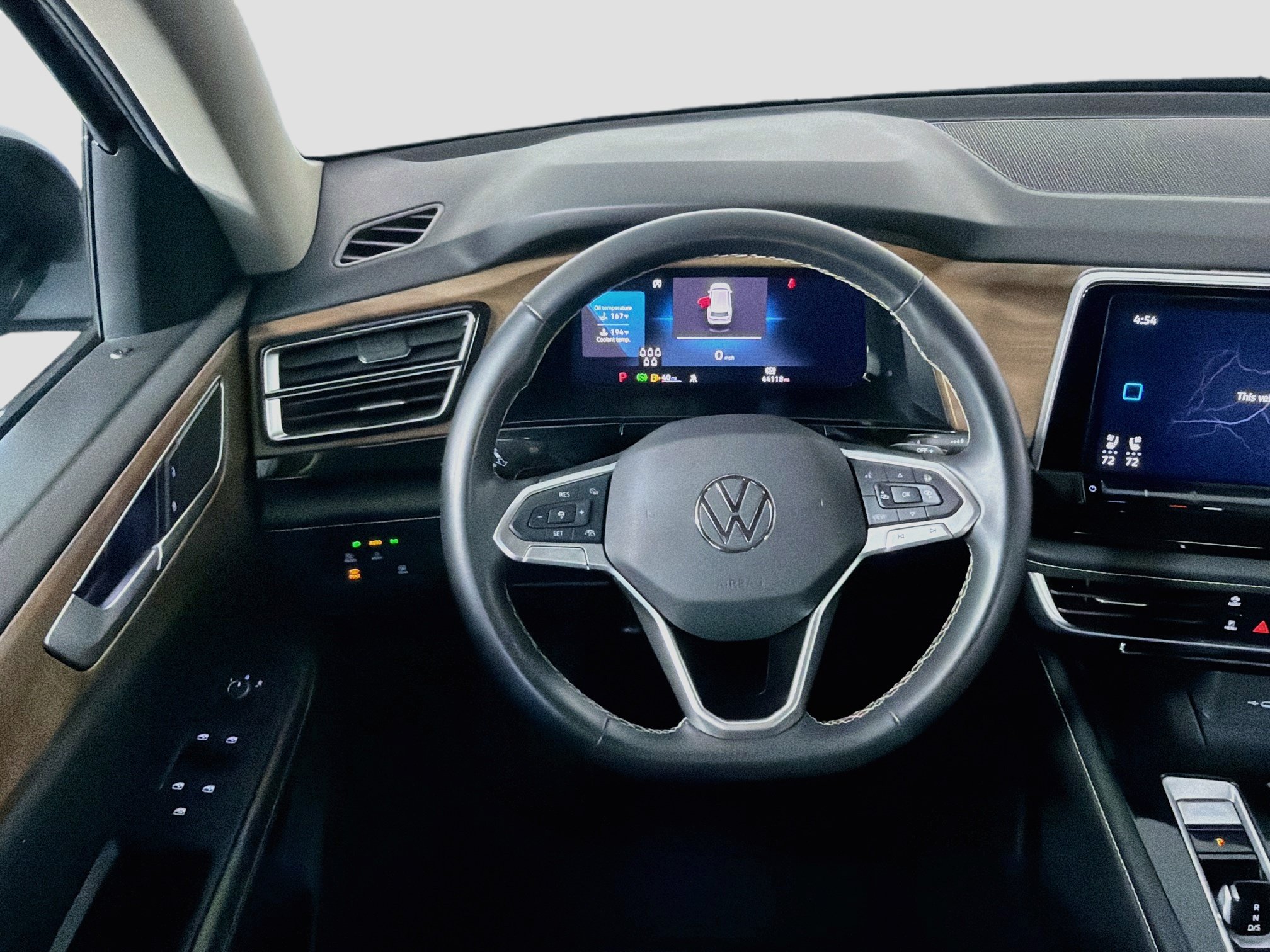 Used 2025 Volkswagen Atlas SE FWD image 18