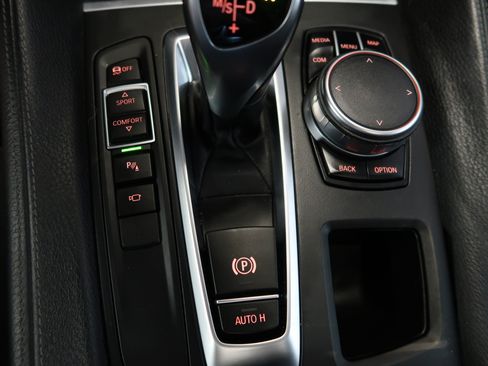 Used 2017 BMW X6 sDrive35i RWD image 22
