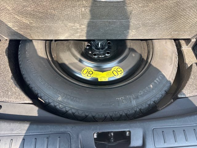Used 2018 Land Rover Range Rover Evoque SE AWD/4WD image 13