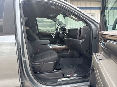 Used 2023 Chevrolet Silverado 1500 LT Trail Boss w/ Convenience Package II AWD/4WD image 15