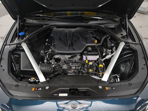 Used 2025 Genesis G70 2.5T image 28