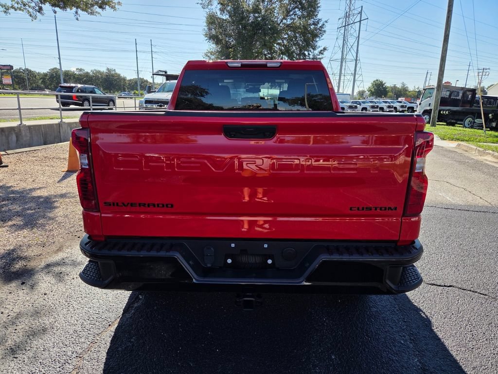 Used 2025 Chevrolet Silverado 1500 Custom Trail Boss w/ Dark Appearance Package AWD/4WD image 12