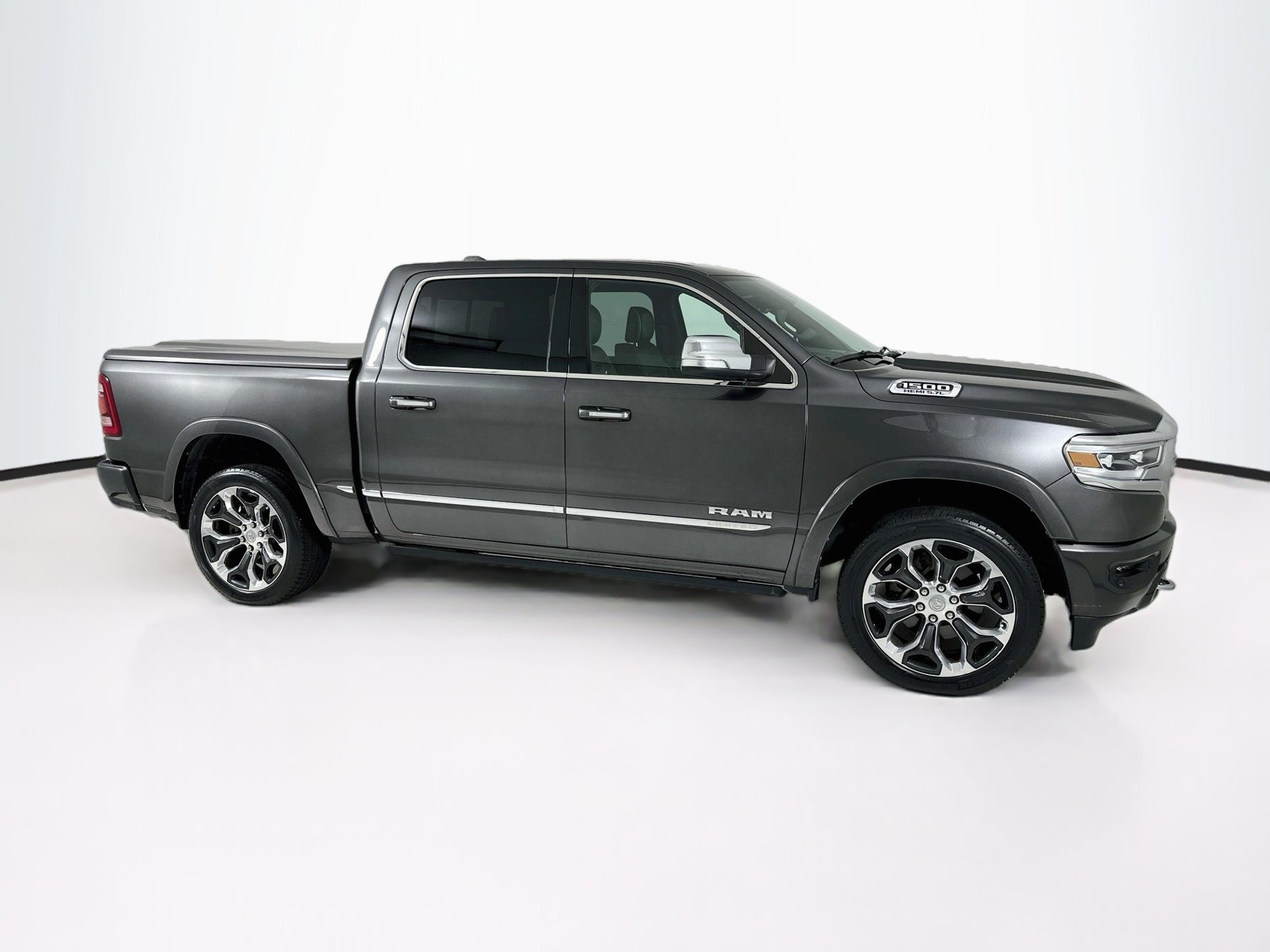 Used 2020 RAM 1500 Limited RWD image 9