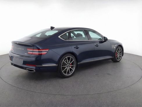 Used 2025 Genesis G70 2.5T AWD/4WD image 9