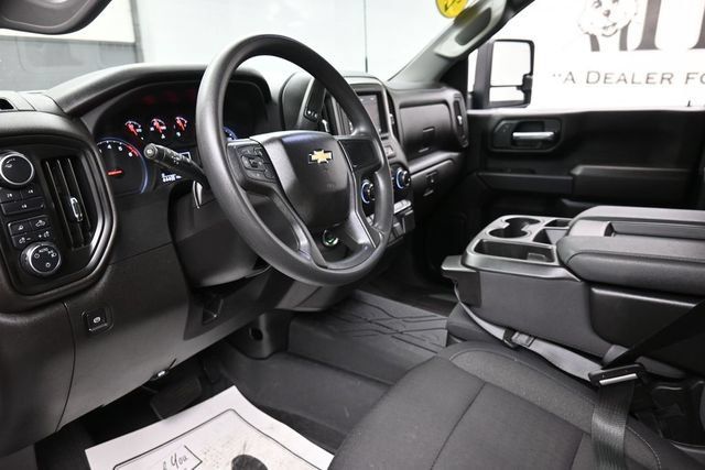 Used 2025 Chevrolet Silverado 2500 Custom w/ Custom Convenience Package AWD/4WD image 19