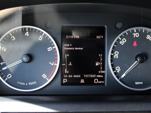 Used 2016 Land Rover LR4 HSE image 26