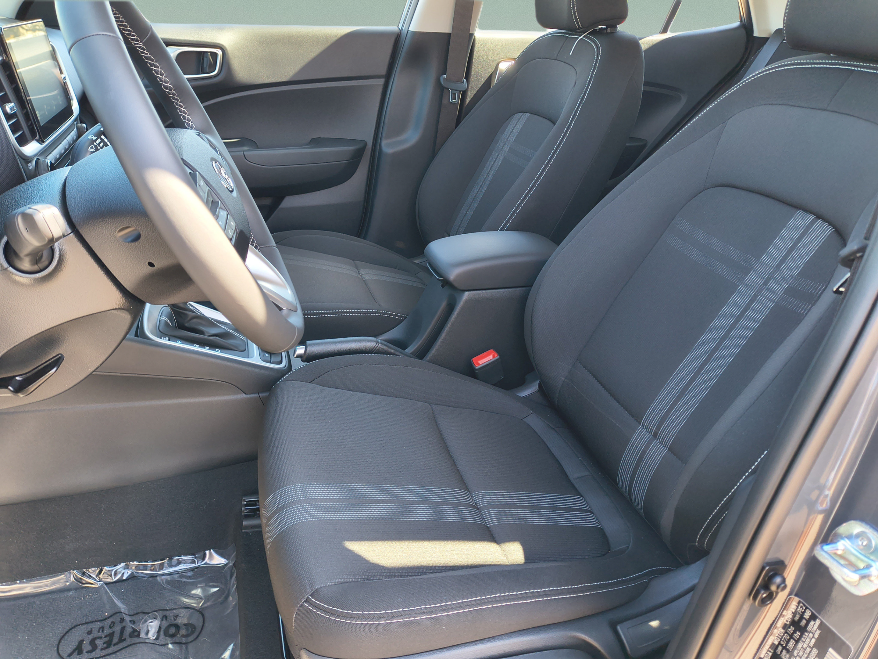 New 2026 Hyundai Venue SEL FWD image 17