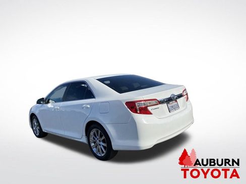 Used 2012 Toyota Camry XLE FWD image 5
