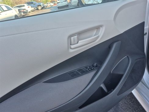 Used 2023 Toyota Corolla LE image 20
