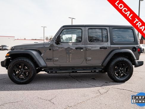 Used 2022 Jeep Wrangler Unlimited Sport image 4