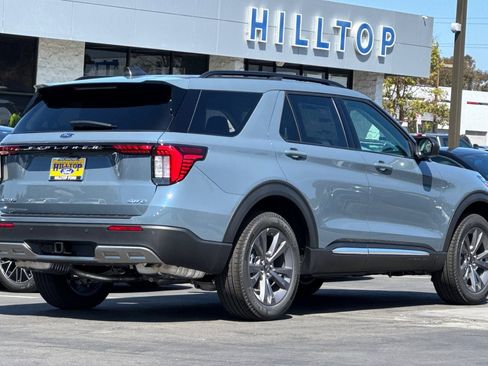 New 2025 Ford Explorer Active w/ Active Comfort Package image 4