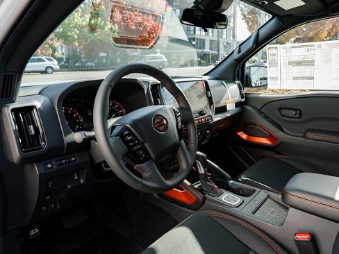 New 2026 Nissan Frontier PRO-4X w/ Pro-4x Convenience Package image 24