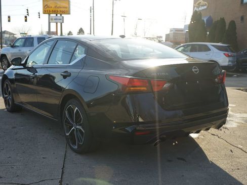 Used 2023 Nissan Altima 2.5 SR FWD image 5