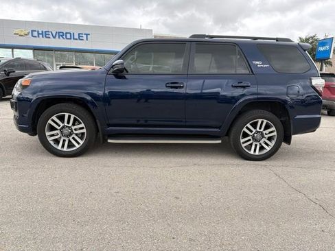 Used 2024 Toyota 4Runner TRD Sport AWD/4WD image 5