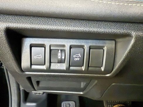 Used 2023 Subaru Outback Limited image 21