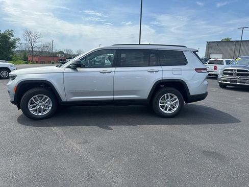New 2025 Jeep Grand Cherokee L Laredo w/ Luxury Tech Group I image 5