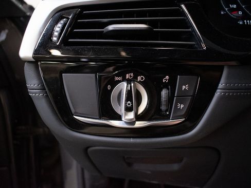 Certified 2023 BMW M5 w/ Competition Package image 20