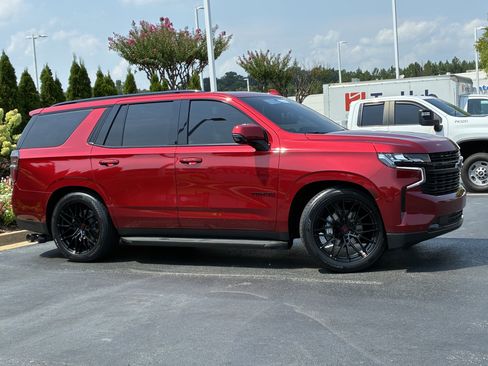 Used 2023 Chevrolet Tahoe RST w/ Luxury Package AWD/4WD image 3