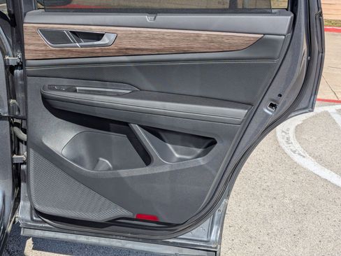 Used 2024 Volkswagen Atlas SEL image 26