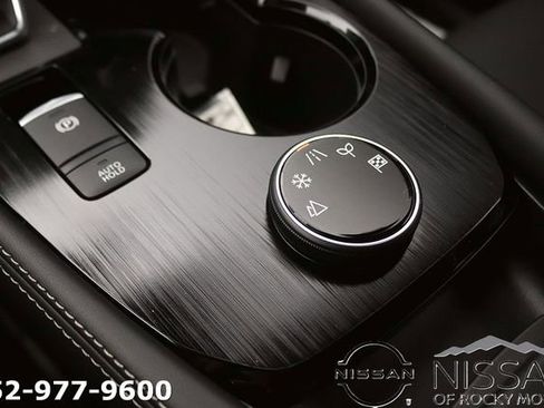 New 2026 Nissan Rogue Platinum w/ Platinum Premium Package AWD/4WD image 21