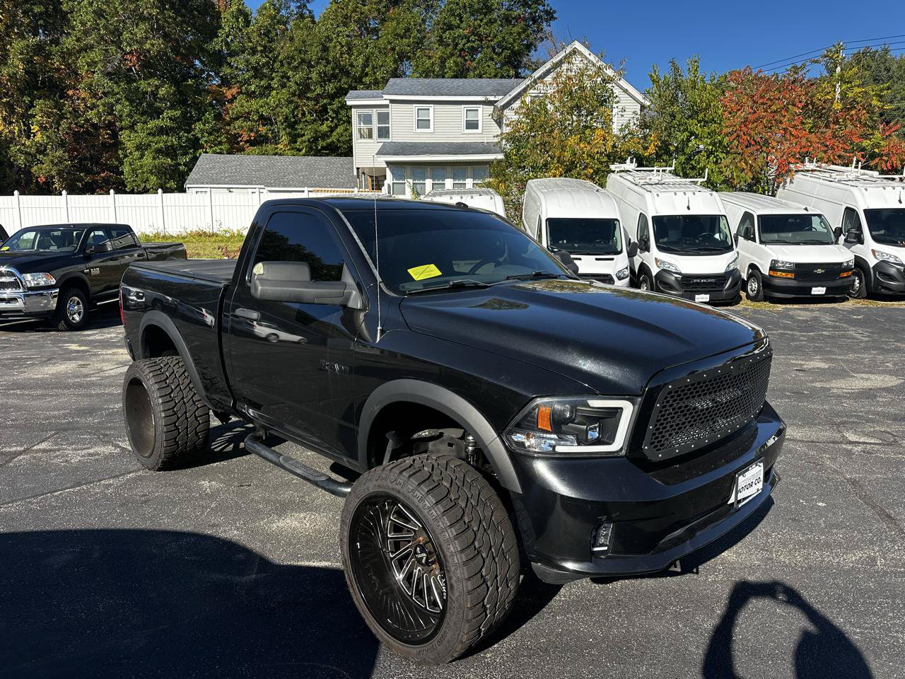 Used 2017 RAM 1500 Express w/ Black Ram 1500 Express Group AWD/4WD image 7