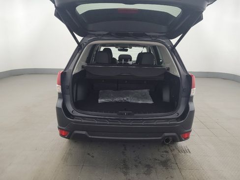Used 2019 Subaru Forester Limited AWD/4WD image 29