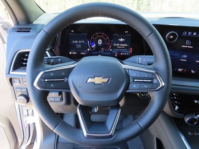 New 2026 Chevrolet Suburban LT w/ Comfort Package