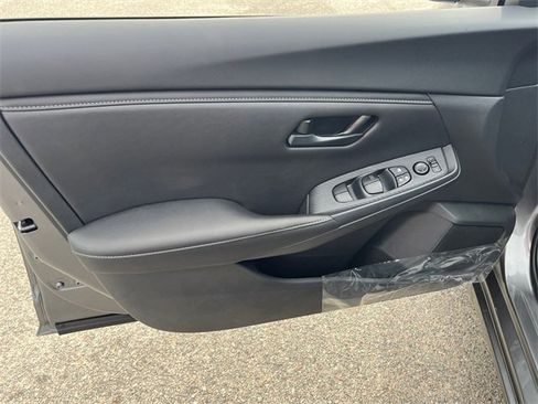 New 2025 Nissan Sentra S image 11