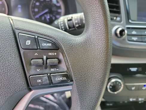 Used 2018 Hyundai Tucson SE image 22