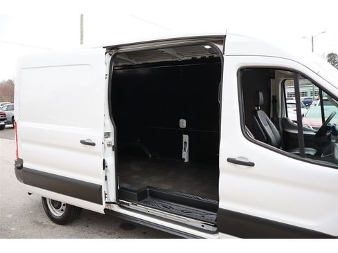 Used 2020 Ford Transit 250 Medium Roof w/ Load Area Protection Package image 15