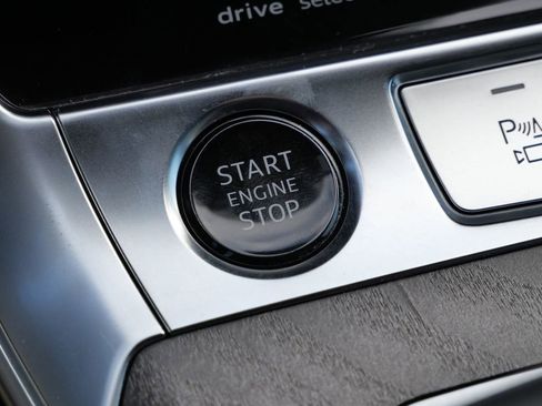 Used 2024 Audi A6 Premium Plus image 44