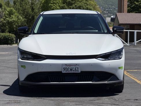 Used 2022 Kia EV6 Wind w/ Wind Technology Package AWD/4WD image 2