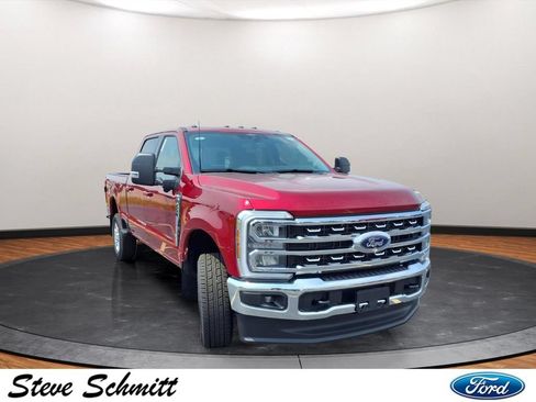 New 2026 Ford F250 XLT w/ XLT Premium Package AWD/4WD image 25