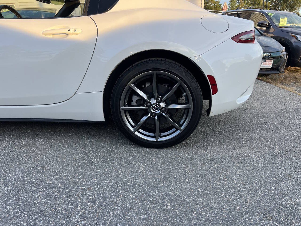 Used 2020 MAZDA MX-5 Miata RF Grand Touring RWD image 31