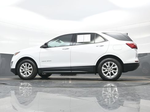 Used 2019 Chevrolet Equinox LS image 26