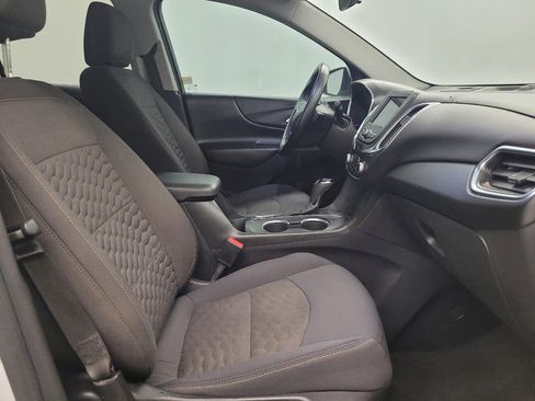 Used 2021 Chevrolet Equinox LT FWD image 21