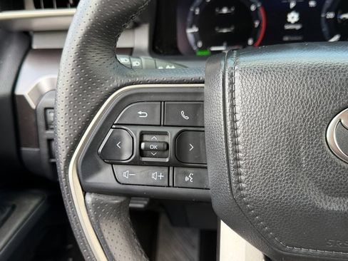 Used 2026 Toyota 4Runner TRD Off-Road AWD/4WD image 18
