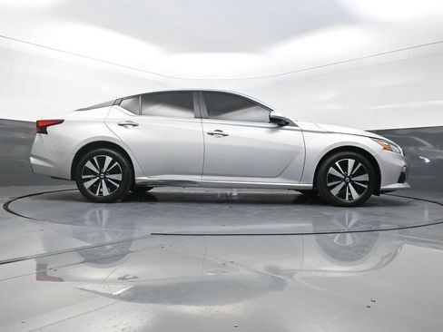 Used 2022 Nissan Altima 2.5 SV AWD/4WD image 30