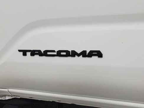 Used 2024 Toyota Tacoma TRD Sport RWD image 9