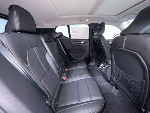 New 2026 Volvo XC40 B5 Core w/ Protection Package Premier image 10