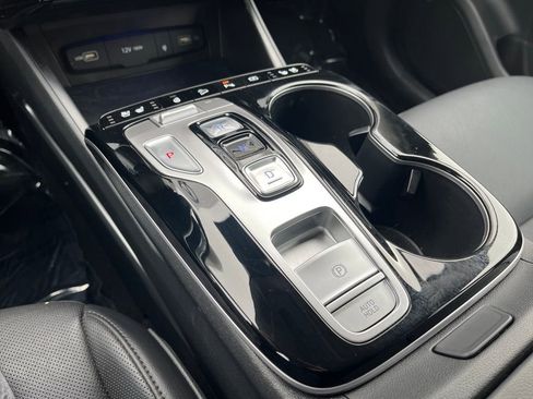 Used 2023 Hyundai Tucson Limited image 22