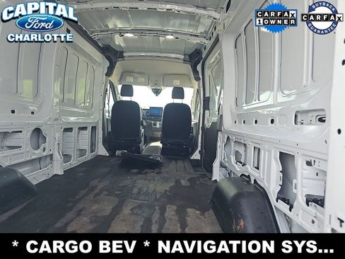 Used 2022 Ford E-Transit Medium Roof RWD image 20