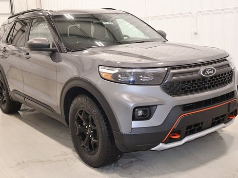 Certified 2022 Ford Explorer Timberline image 4
