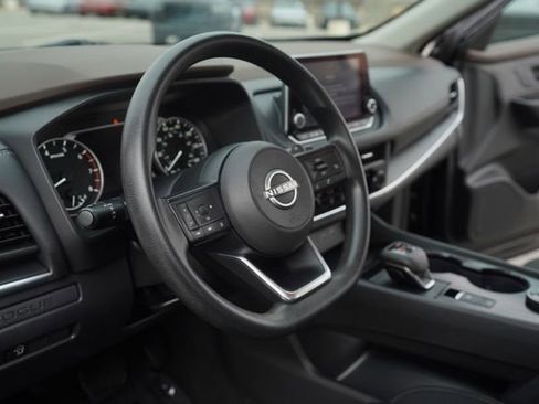 Used 2023 Nissan Rogue S image 57