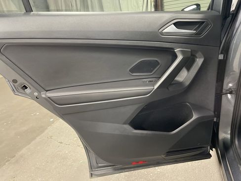 Used 2024 Volkswagen Tiguan S image 15