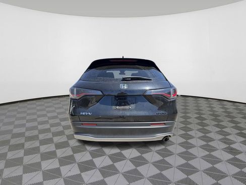 Used 2025 Honda HR-V Sport image 6