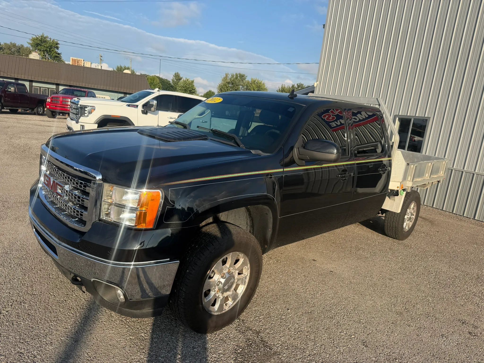 Used 2012 GMC Sierra 2500 SLT w/ SLT Convenience Package AWD/4WD image 4