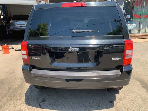 Used 2015 Jeep Patriot High Altitude AWD/4WD image 5