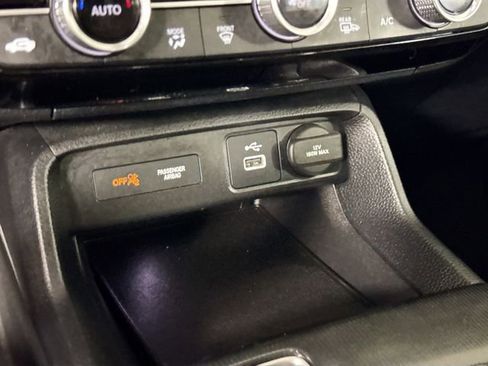Certified 2023 Honda Civic EX image 33